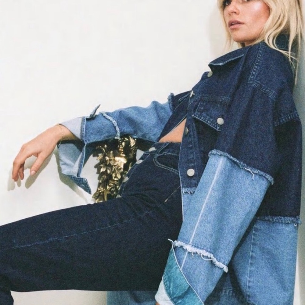 Nasty Gal two toned denim jacket! 🖤